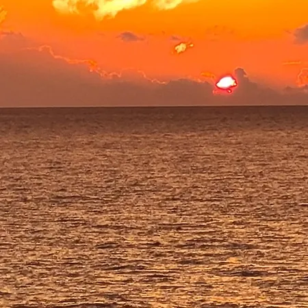 Casa Sulla A P 3187 بيت للعطل *